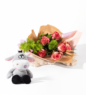 Buket Kağıtlı Pembe Beyaz Güller ve Peluş Eşek